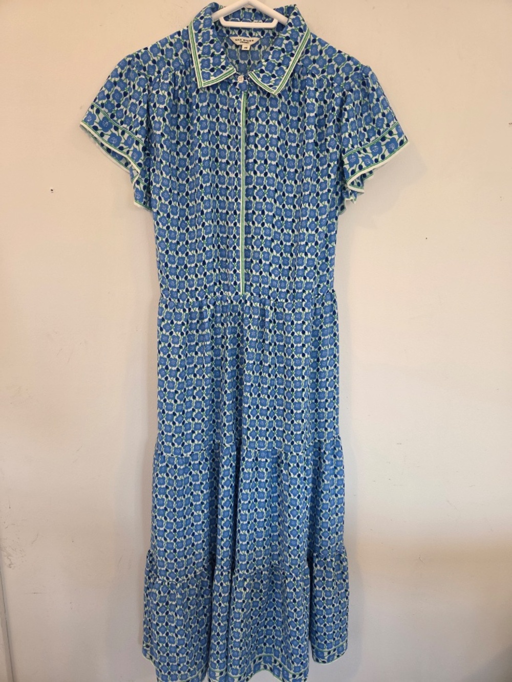 Max Studio maxi dress XS blue/white floral tiered flutter sleeves button down - Picture 12 of 13